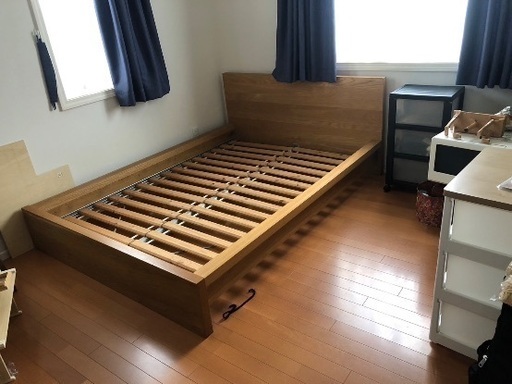 受付終了　IKEA ダブルベッド