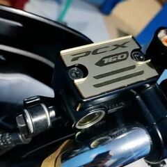 国内未発売 ホンダ HONDA PCX160 マスターシリンダーカップガーニッシュ  蓋の形状・寸法が同じなら使用可の画像