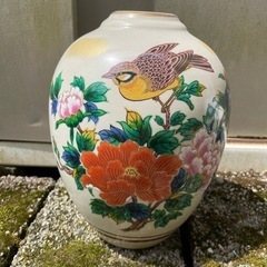 九谷焼　花瓶の画像