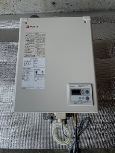 ノーリツ  2018年製　OQB-G3702WFF 石油小形給湯機　灯油　ボイラー