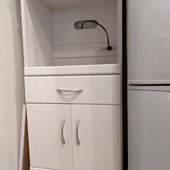 キッチン収納棚