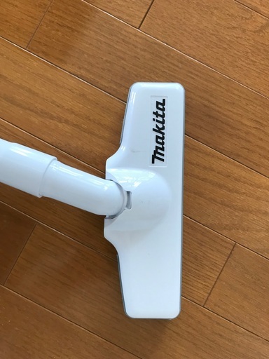 makita 充電式　クリーナー