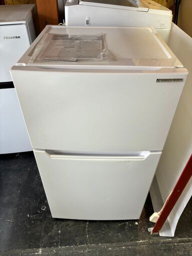 ☆中古￥8,000！YAMADA　87㍑2ドア冷蔵庫　家電　2021年製　YRZ-C09H1型　幅48cmｘ奥行51cmｘ高さ85cm　【BD083】