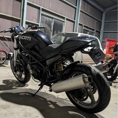 ドカティー モンスター 800 カスタム車両 全塗装 フレーム塗装済み  HRMガレージの画像