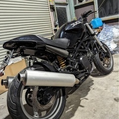 ドカティー モンスター 800 カスタム車両 全塗装 フレーム塗装済み  HRMガレージの画像