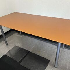 プラス（PLUS）ミーティングテーブルの画像