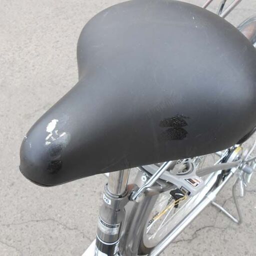 シティサイクル 26インチ 6段切り替え シルバー BOBBY TOWN 自転車 6段変速 ライト付き カゴ付き SMD029722 