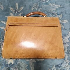 (VISARUNO)高級ヌメ革ビジネスバッグ。の画像