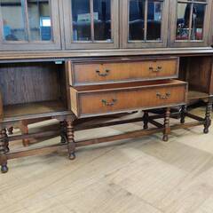 【愛品倶楽部柏店】日本橋三越購入家具 和製アンティーク ナラ材 4枚扉キャビネット の画像