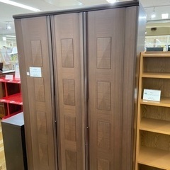 【トレファクラパーク岸和田店】府中家具三枚扉入荷致しました。