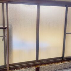 アルミサッシ　障子4枚　網戸2枚の画像
