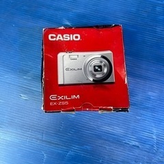 【未使用品？】CASIO デジタルカメラ EXILIM シルバー...
