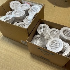 ナスタ) KS-8855PG-SGプラスチック製丸型ガラリ100型 シルバーグレーの画像