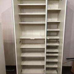 【無料　0円】全身鏡本棚の画像