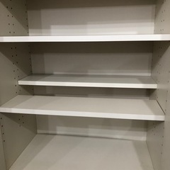 【無料　0円】全身鏡本棚の画像