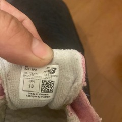 値引き可能　ニューバランス　ピンク　13cm 中古　子供用品 キッズ用品 子供用シューズの画像