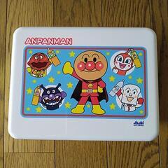 アンパンマン　サンドイッチケース　差し上げます！
