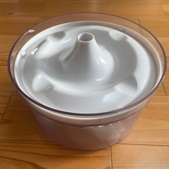 猫 水飲み器 ピュアクリスタルの画像