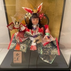 兜差し　五月人形　ガラスケース入り
