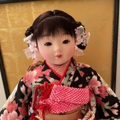 市松人形　ガラスケース入りの画像