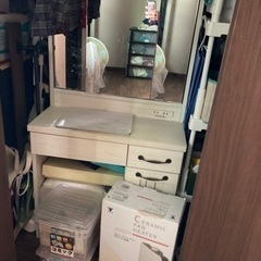 鏡台の画像