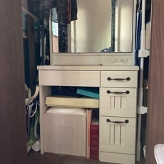 鏡台の画像