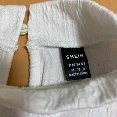 SHEIN シーイン　ブラウスの画像