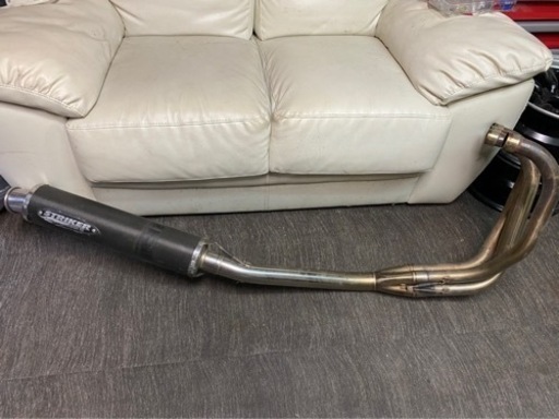 ゼファー　ストライカー　マフラー