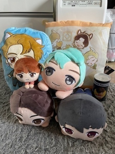 BTSぬいぐるみ、クッションまとめ売り（7点）おまけもお付けします【値下げ交渉可】