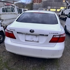 レクサス LS LS600h ハイブリッド4WD の画像