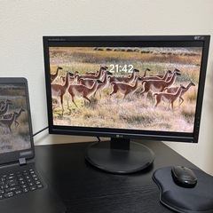 【動作確認済み】LG 20型　液晶モニター　HDMI変換ケーブル付きの画像