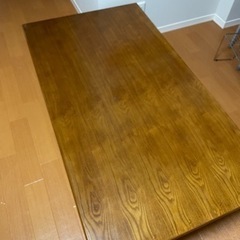 来客用テーブルの画像
