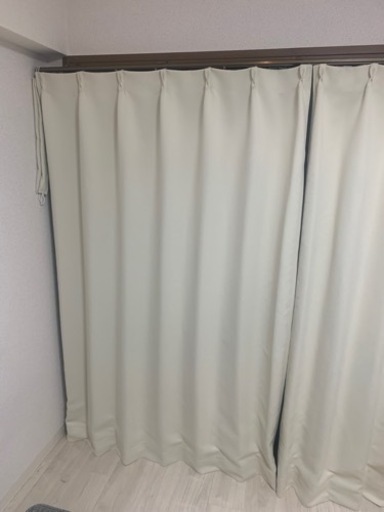 家具 カーテン、ブラインド