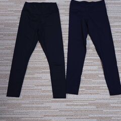 ヨガ　ウェア　レギンス　マットの上に敷くタオル　その他小物の画像
