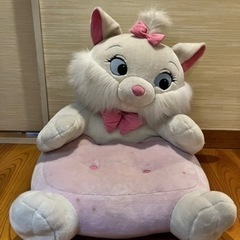 ディズニー☆おしゃれキャットのマリー☆チェアぬいぐるみ