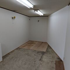 🔑🏡【会津若松市日新町】各部屋鍵付き！一軒家の空き部屋を荷物置き場・レンタルスペースに！余裕のある広さ🌟各部屋鍵付きで安心！✨駐車場完備🚗残り3/4部屋！ - 不動産