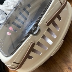 ペットキャリーケース