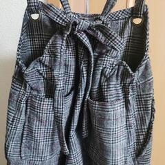 サロペット、オーバーオールの画像