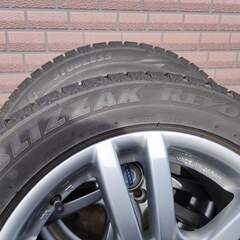 VOLVO V40 ENKEI SPARCO PCD:108 OFF:+50 BRIDGESTONE BLIZZAK GZ 205/55R16の画像