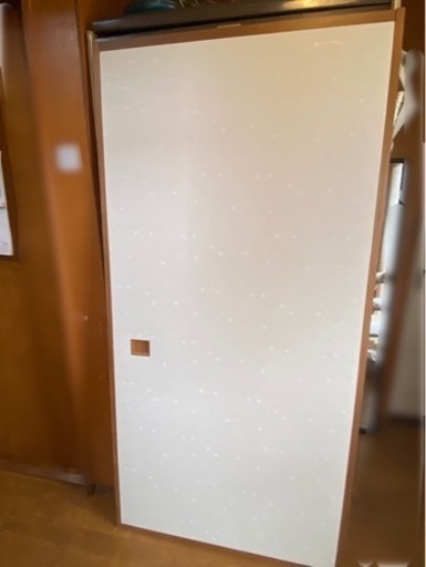 襖　一枚上げます