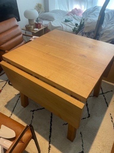 ダイニングテーブル　IKEA