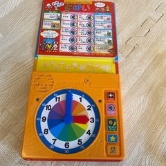 カチコチとけい (ミキハウスの絵本 ポカポカフレンズのおしゃべりえほん)の画像