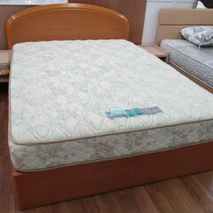 R206 トヨタベッド、ダブルサイズ、22cm マットレスセット...