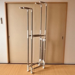 室内物干しの画像