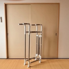 室内物干しの画像