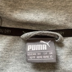 服/ファッション パーカーの画像