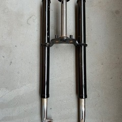 フロントフォーク