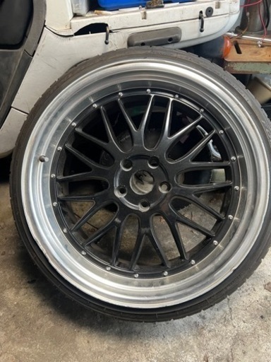 20インチ　引っ張りタイヤ　ブリンブリンです