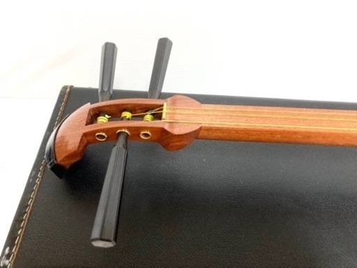 SOLD OUT！超美品◆民謡 三味線◆花梨 中棹  皮破れ無し 撥／駒／指かけ／胴袋／ケース付