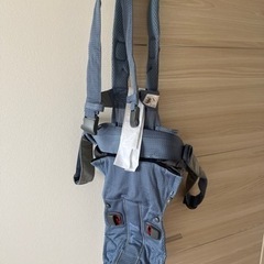 【再値下げ】オシャレな色の抱っこ紐の画像